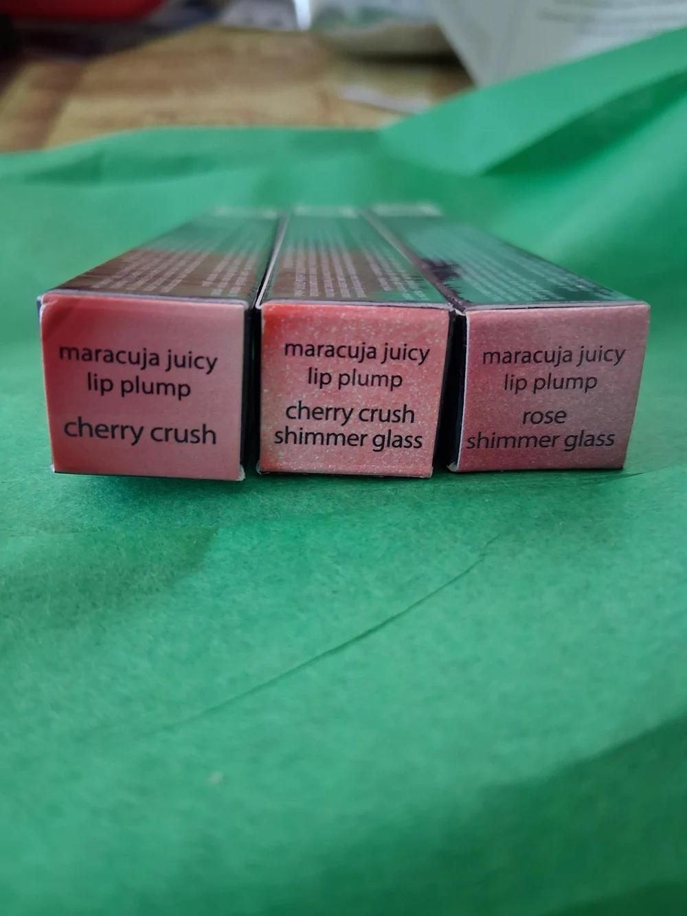 tarte Maracuja Juicy Lip Plump - Pink / Coral / Red Shades